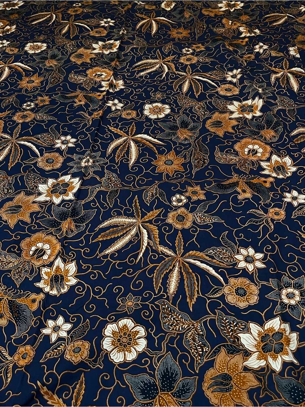 Blue brown White Batik Floral Tablecloth ethnic bohemian boho 61 x 96.5 VTG
